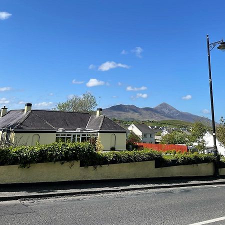 Quay Lodge Westport Exterior foto
